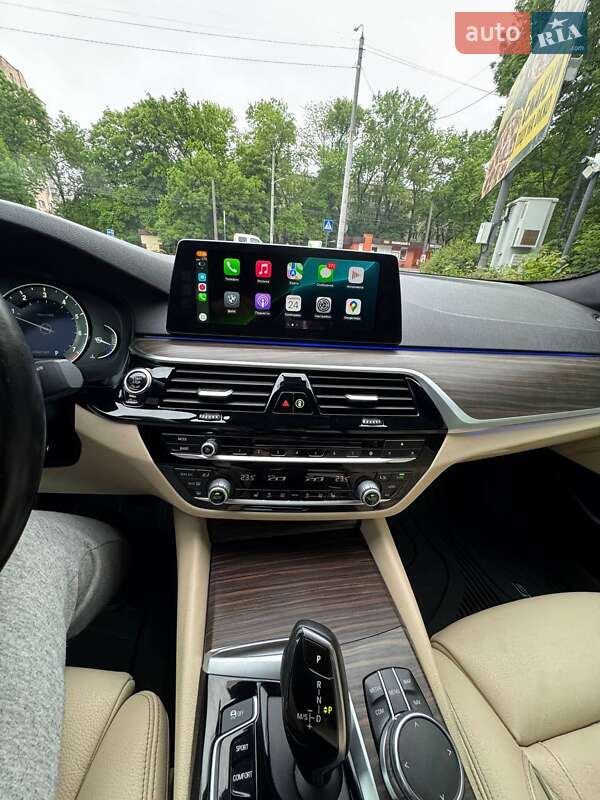 Седан BMW 5 Series 2018 в Хмельницком