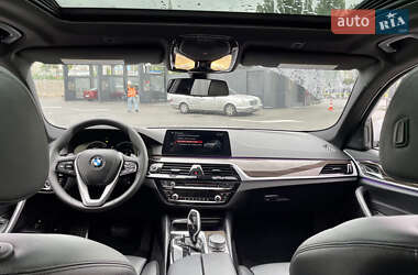 Седан BMW 5 Series 2018 в 