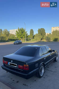 Седан BMW 5 Series 1990 в 