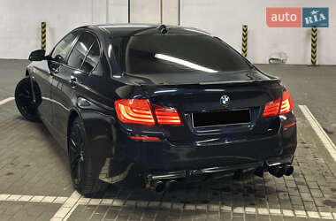Седан BMW 5 Series 2010 в 