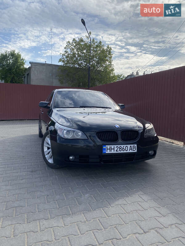 BMW 5 Series 2004