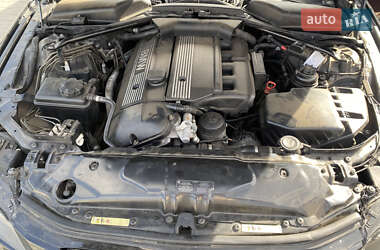 Седан BMW 5 Series 2004 в  фото 12 Седан BMW 5 Series 2004 в