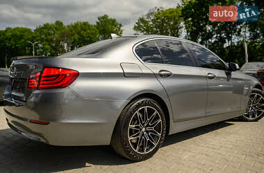 Седан BMW 5 Series 2013 в 
