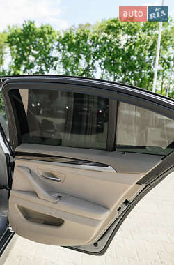 Седан BMW 5 Series 2013 в 