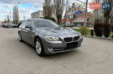 Седан BMW 5 Series 2011 в 
