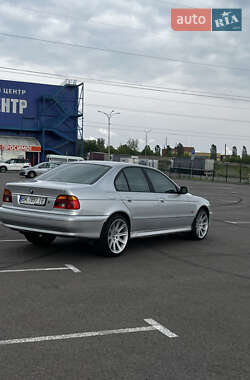 Седан BMW 5 Series 2000 в 