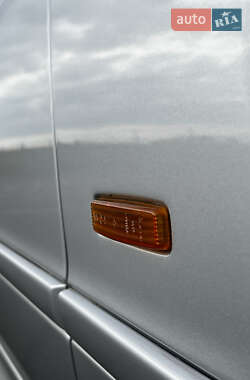 Седан BMW 5 Series 2000 в 