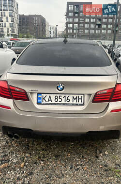 Седан BMW 5 Series 2012 в 