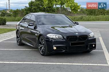 Седан BMW 5 Series 2012 в 