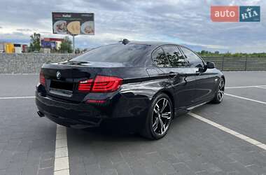 Седан BMW 5 Series 2012 в 
