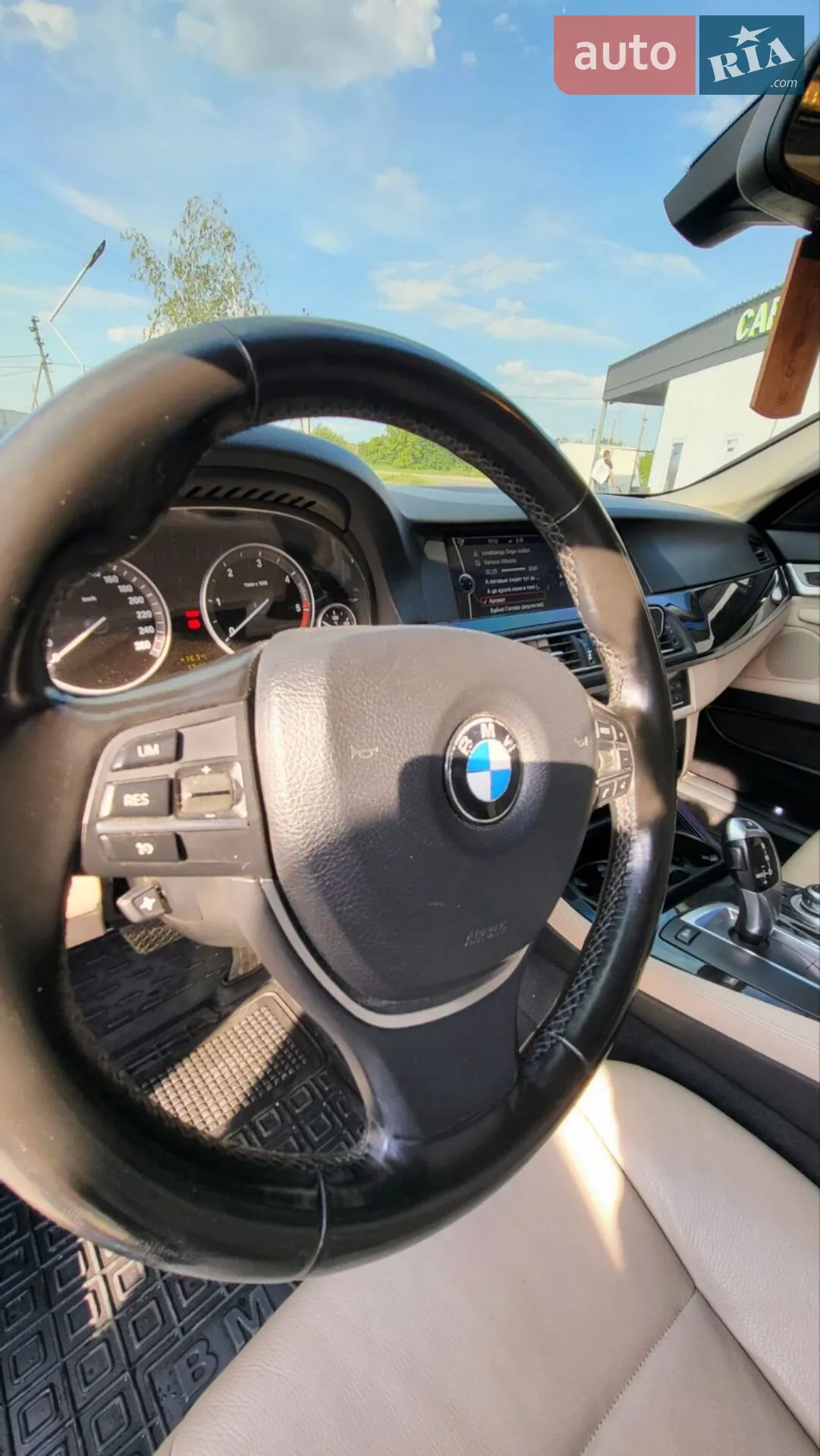 2010 BMW 5er - мініатюра 27