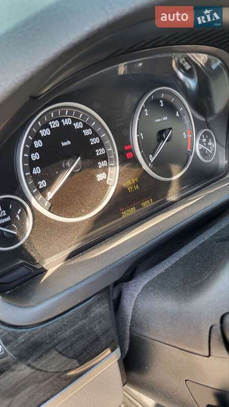 Седан BMW 5 Series 2010 в Харькове