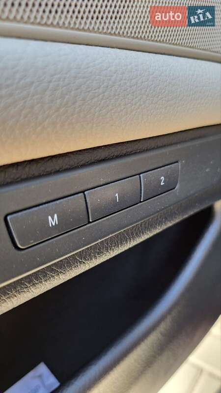 Седан BMW 5 Series 2010 в Харькове