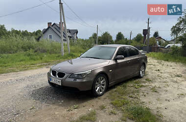 Седан BMW 5 Series 2005 в Львове