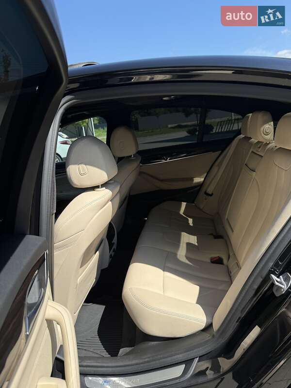 Седан BMW 5 Series 2019 в Ужгороде фото 9 Седан BMW 5 Series 2019 в Ужгороде