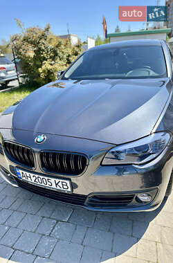 Седан BMW 5 Series 2011 в 
