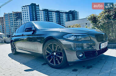 Седан BMW 5 Series 2011 в 