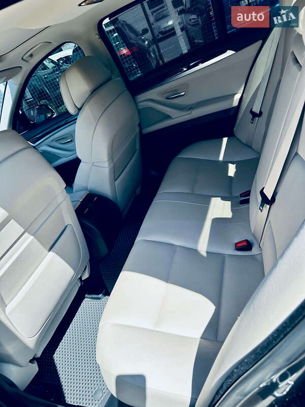 Седан BMW 5 Series 2011 в Краматорську