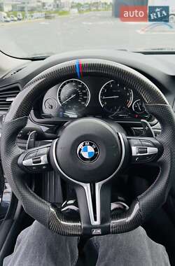 Седан BMW 5 Series 2012 в 