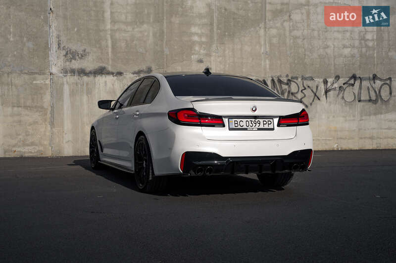 Седан BMW 5 Series 2021 в Львове