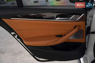 Седан BMW 5 Series 2021 в 