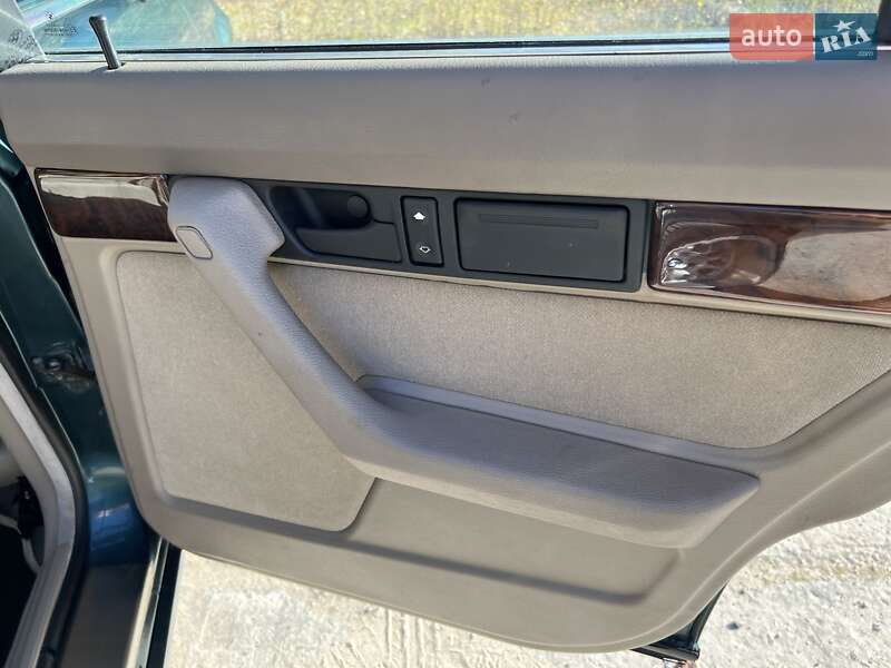 Седан BMW 5 Series 1995 в Киеве