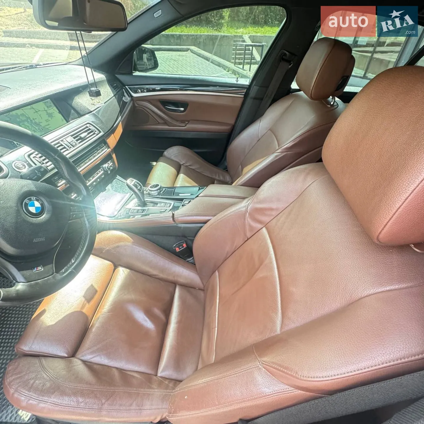 2010 BMW 5er - мініатюра 2