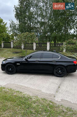 Седан BMW 5 Series 2011 в 