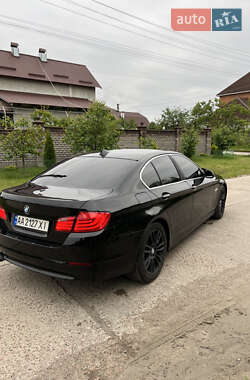 Седан BMW 5 Series 2011 в 