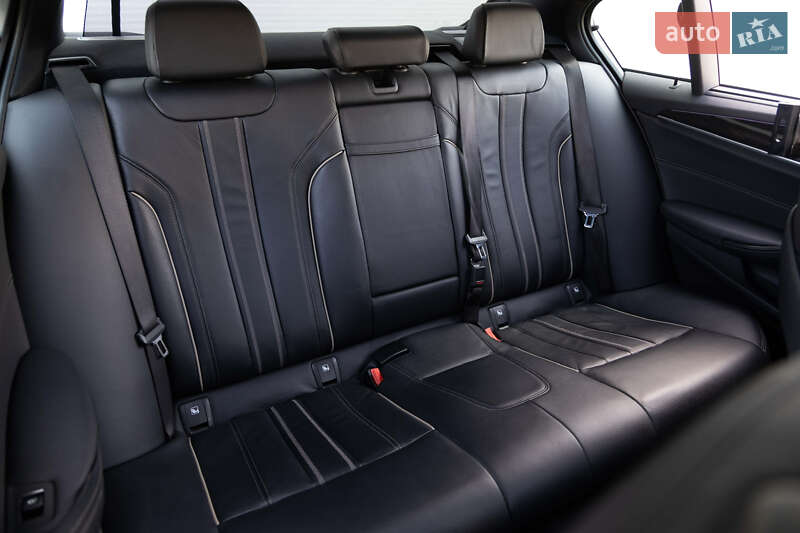 Седан BMW 5 Series 2018 в Луцьку