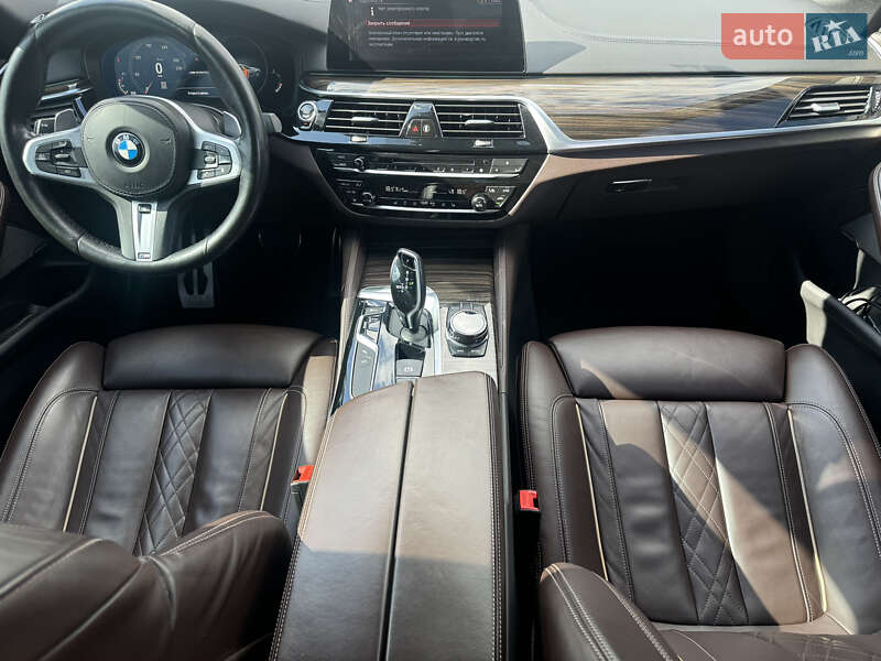 Седан BMW 5 Series 2018 в Киеве