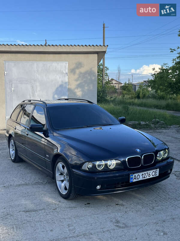 Универсал BMW 5 Series 2001 в Новоднестровске