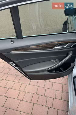 Седан BMW 5 Series 2018 в 