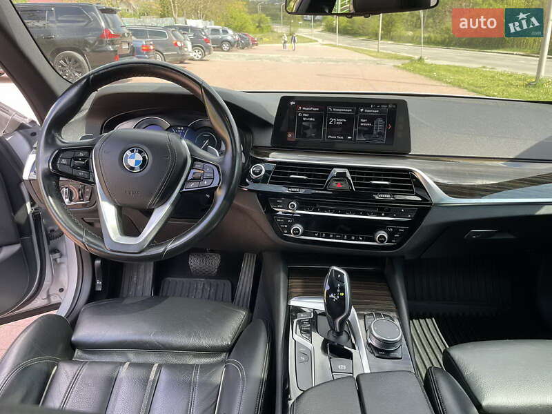 Седан BMW 5 Series 2018 в Трускавце