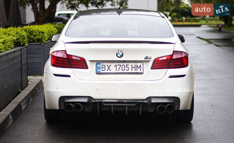 Седан BMW 5 Series 2015 в Хмельницькому
