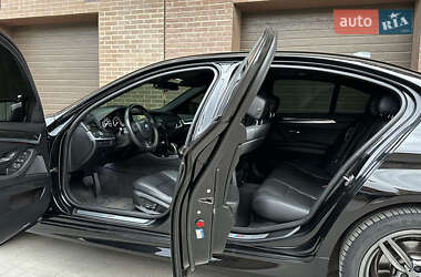 Седан BMW 5 Series 2012 в 