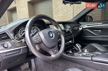 Седан BMW 5 Series 2012 в 