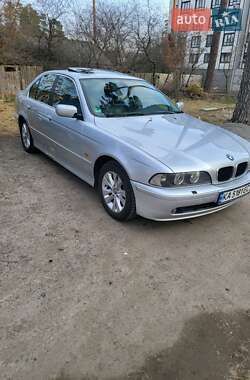 Седан BMW 5 Series 2001 в Буче
