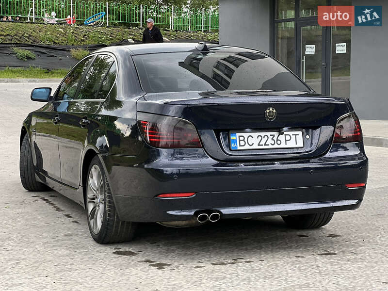 Седан BMW 5 Series 2007 в Новояворовске