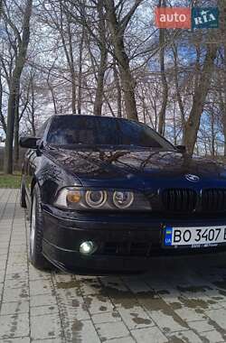 Седан BMW 5 Series 2000 в 