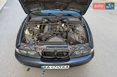 Седан BMW 5 Series 1996 в 