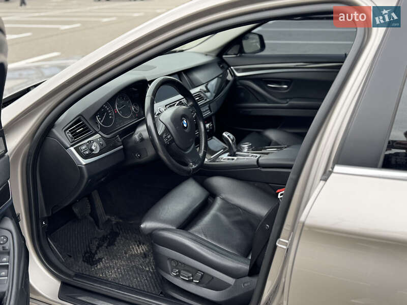 Седан BMW 5 Series 2012 в Києві