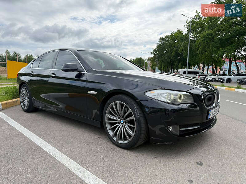 Седан BMW 5 Series 2012 в Києві фото 20 Седан BMW 5 Series 2012 в Києві