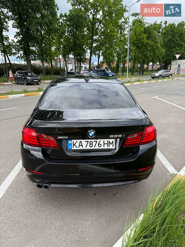 Седан BMW 5 Series 2012 в Києві фото 23 Седан BMW 5 Series 2012 в Києві