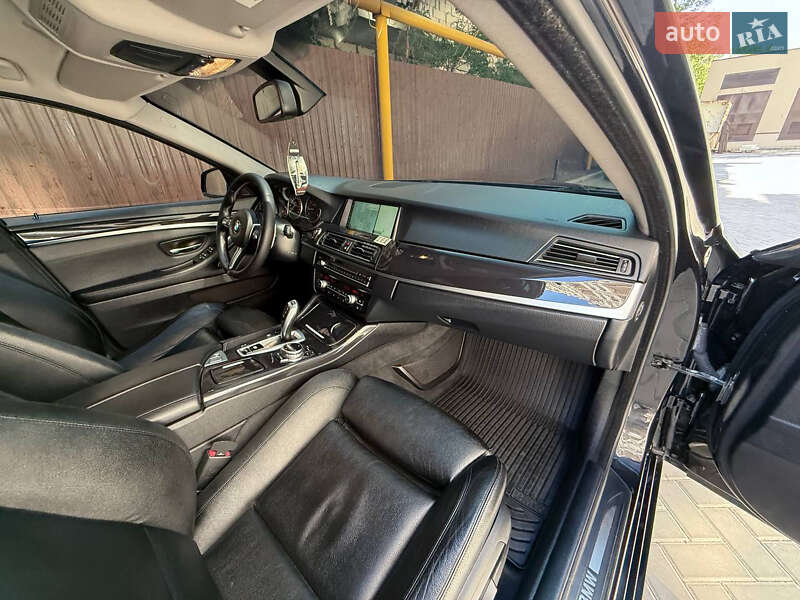 Седан BMW 5 Series 2015 в Одессе
