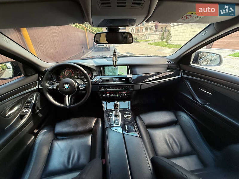 Седан BMW 5 Series 2015 в Одессе