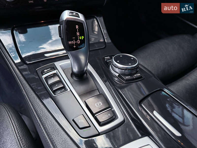 Седан BMW 5 Series 2015 в Одессе