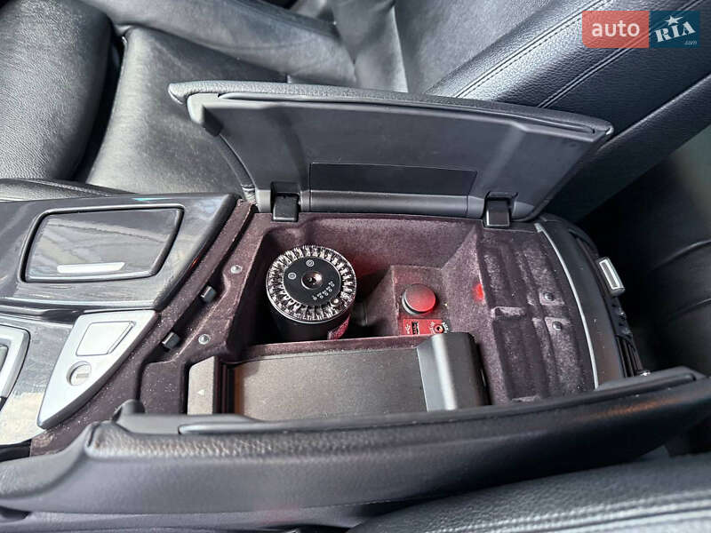Седан BMW 5 Series 2015 в Одессе