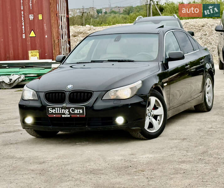 Седан BMW 5 Series 2005 в 