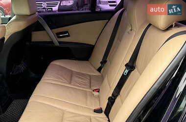 Седан BMW 5 Series 2005 в 